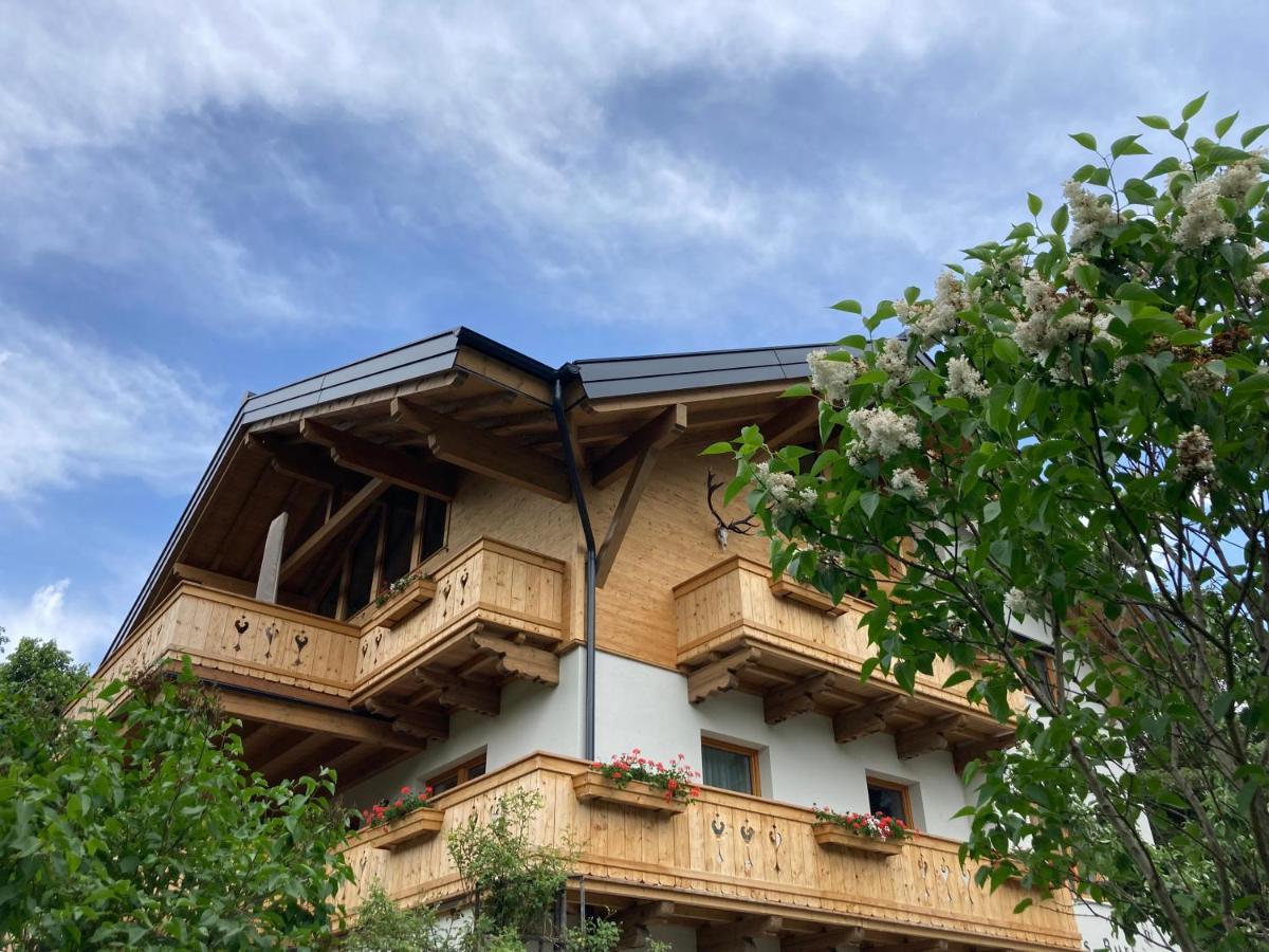 Bee Happy Haus Burboeck Apartamento Flachau Exterior foto